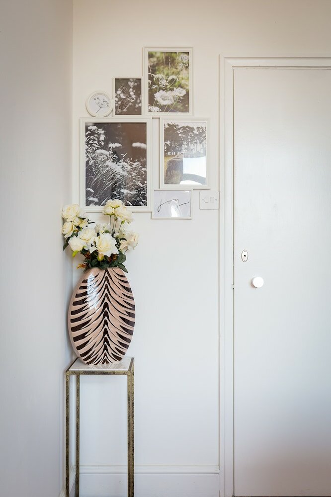 Фото Designer 2-bed 2-bath Behind Selfridges