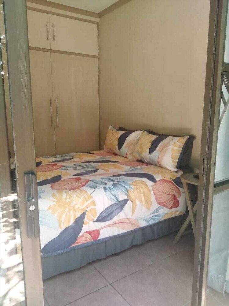 Фото Self Catering Studio Cottage