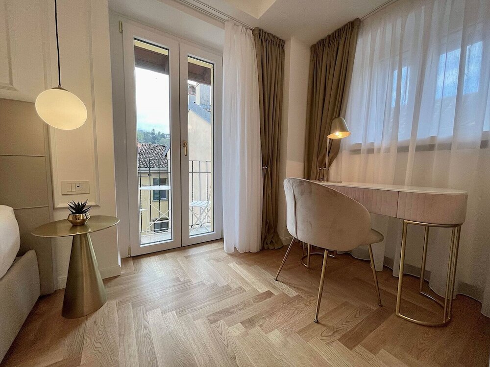 Фото Bellagio Luxury Suites Apartments