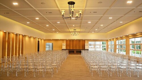 Гостиница Sotogrande Hotel Palawan в Пуэрто-Принсесе