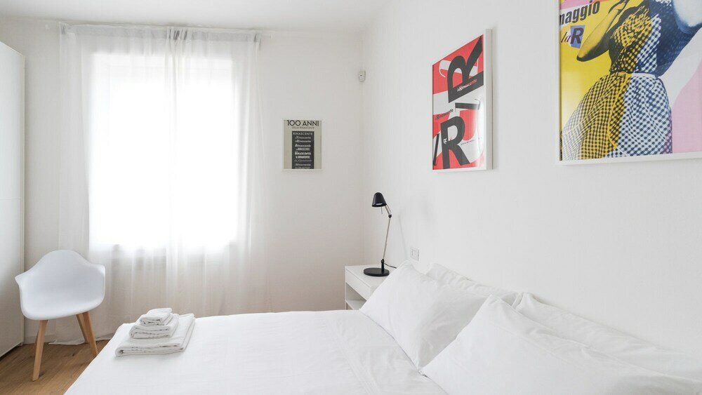 Фото De Cristoforis 12 B - Apartment Milan