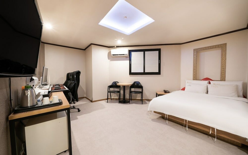 Фото Bucheon Mori Hotel