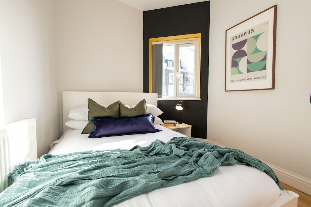 Фото Cosy Apts near Chalk Farm & Camden Mkt