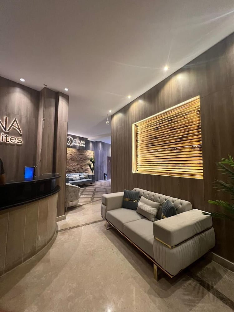 Фото Rotana Palace Suites