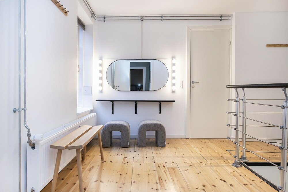 Фото The Townhouse - Into This Place