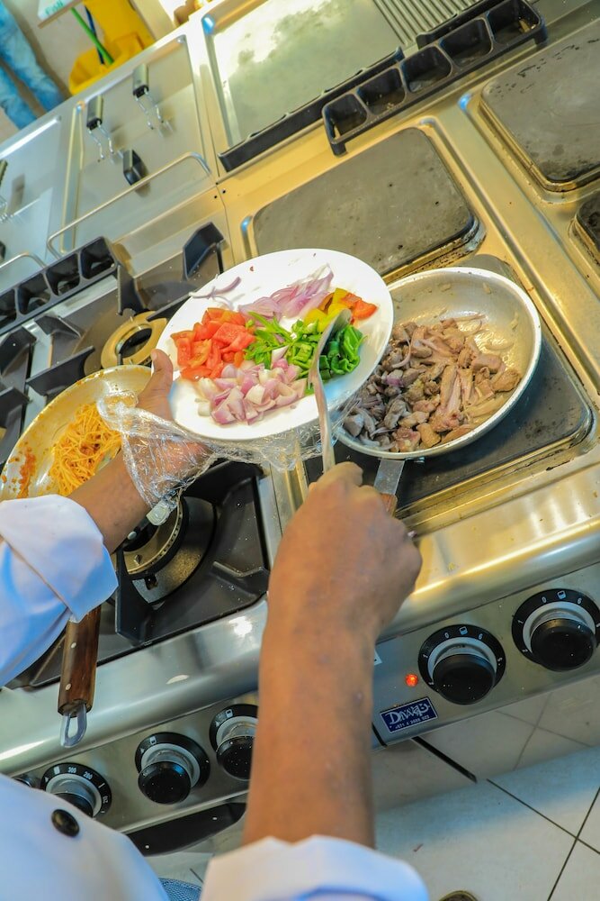 Фото Garalay Hotel