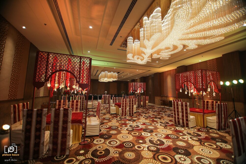 Фото The Lalita Grand