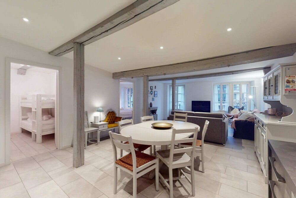 Фото Beautiful Apartment in the Heart of the old City