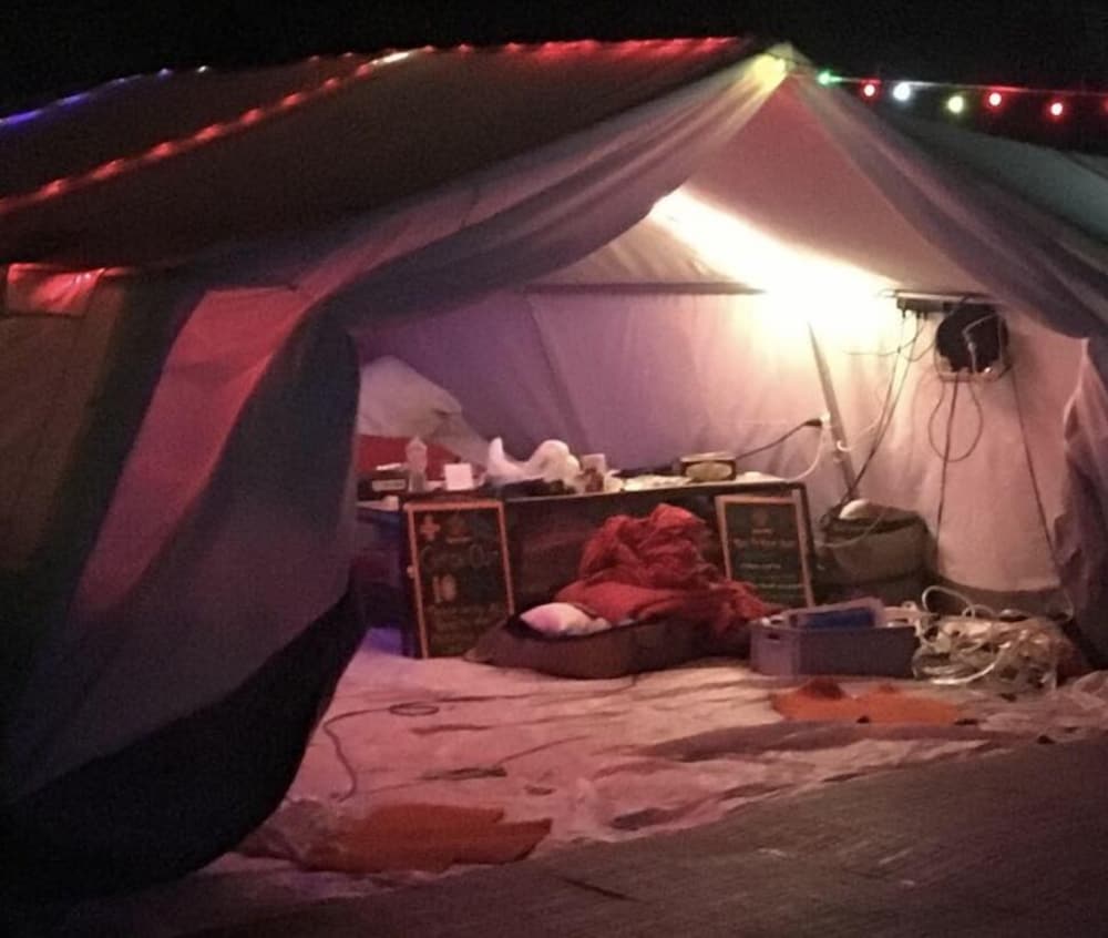 Фото The Hangover Hospital - Hostel