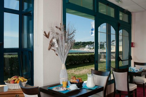 Гостиница Brit Hotel de l'océan Concarneau в Конкарно