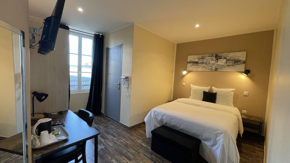 Фото Leclerc hôtel