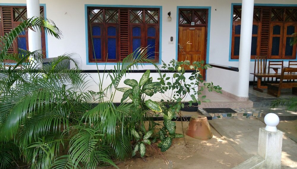 Фото Hangloose Arugambay