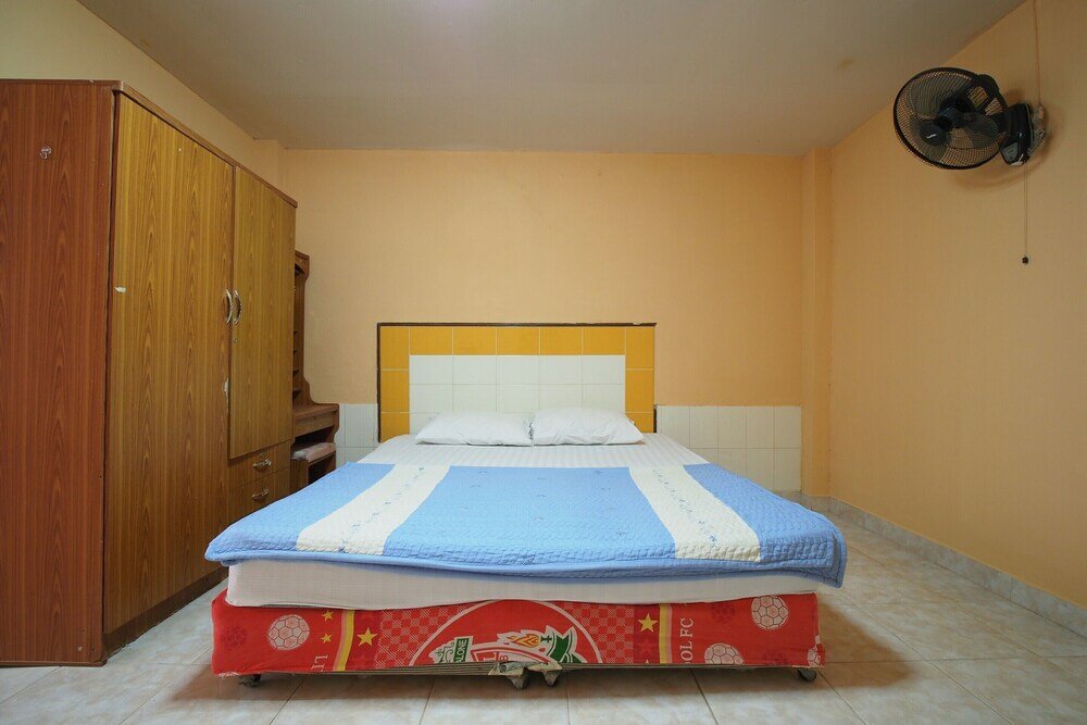 Фото Oyo 1004 Naklua Mansion