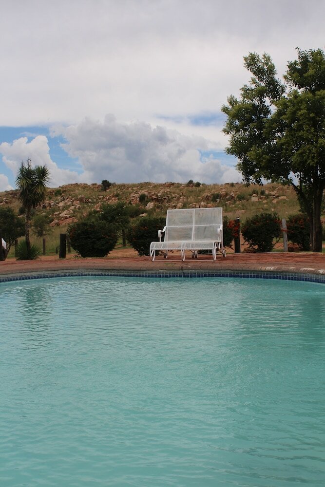 Фото Smilin Thru Resort