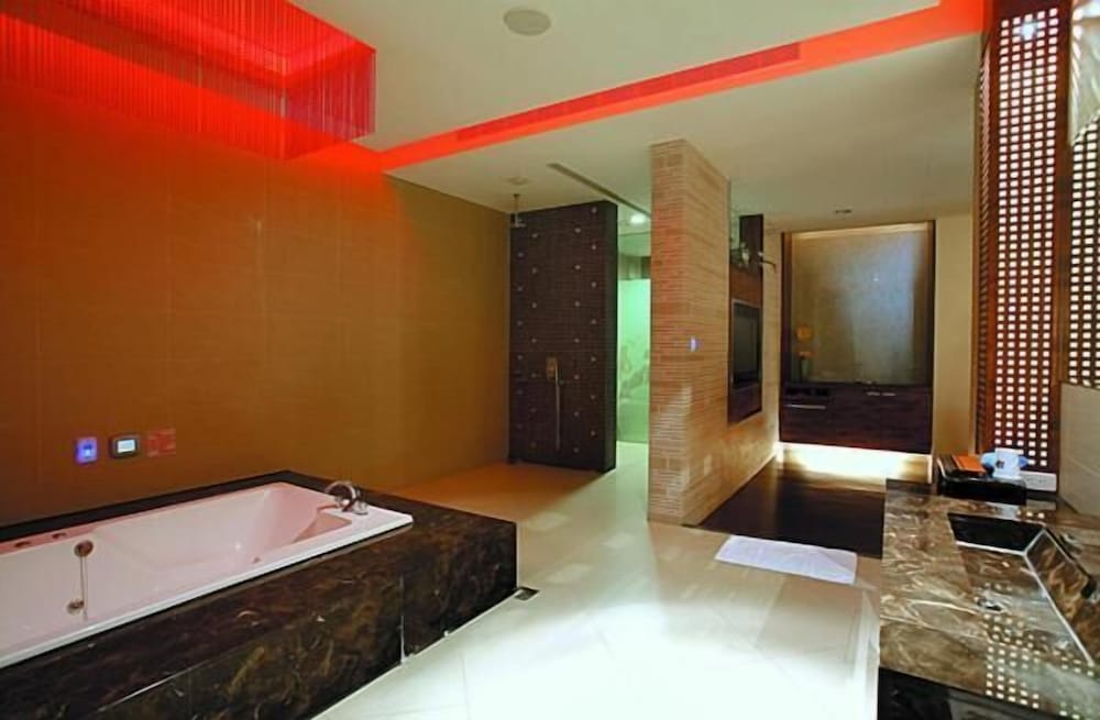 Фото Hip SPA Motel