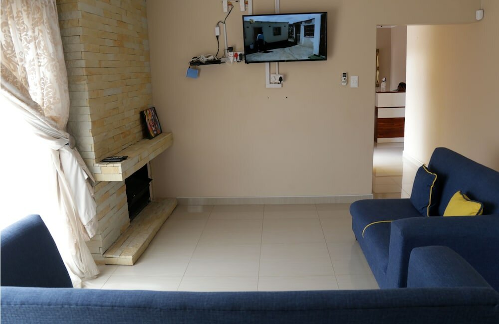 Фото Haithoms Tlokweng