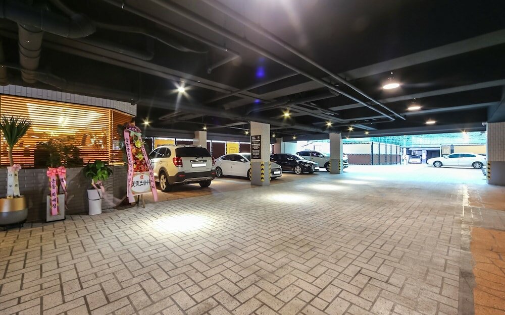 Фото Busan Seomyeon Den Vast Hotel