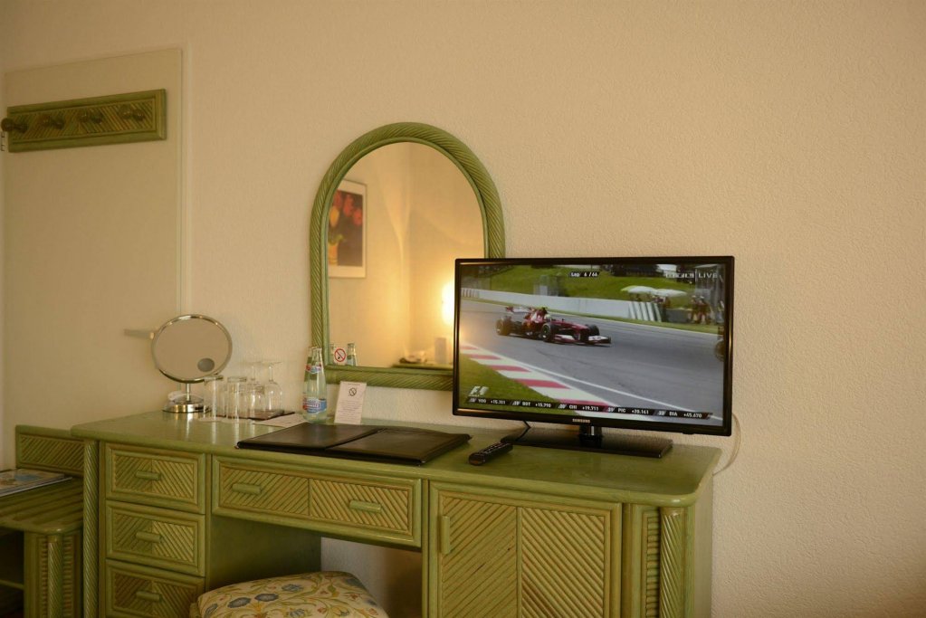 Фото Hotel Sasso Boretto