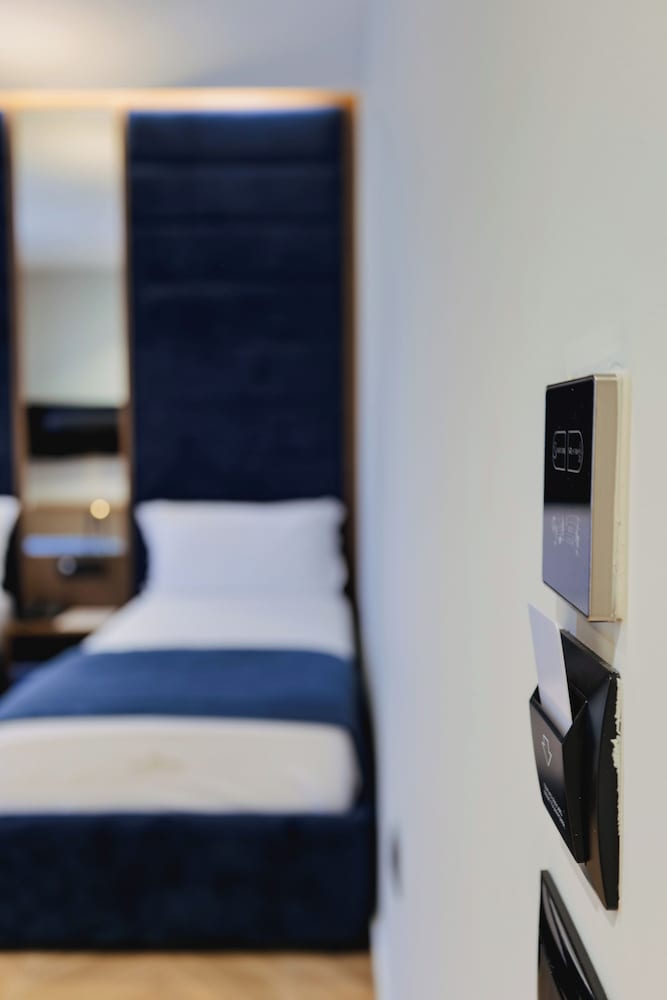 Фото Duka's Hotel