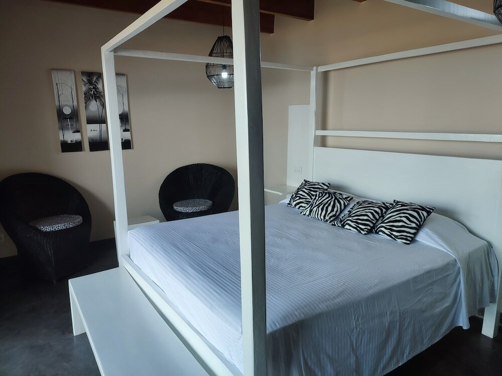 Фото Joma Adventure Lodge