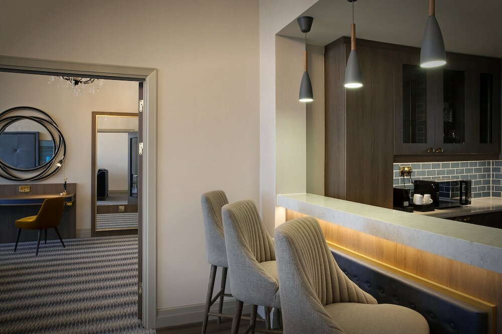 Фото Leonardo Royal Hotel London City - Tower of London