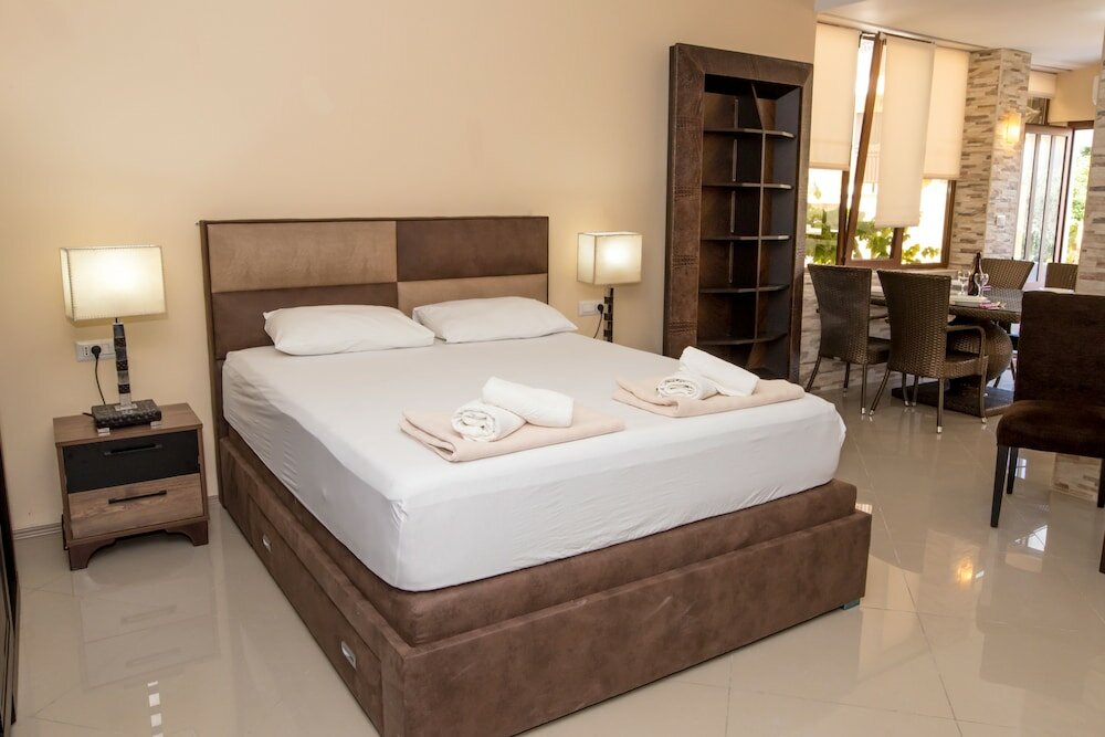 Фото Jovan Apartments