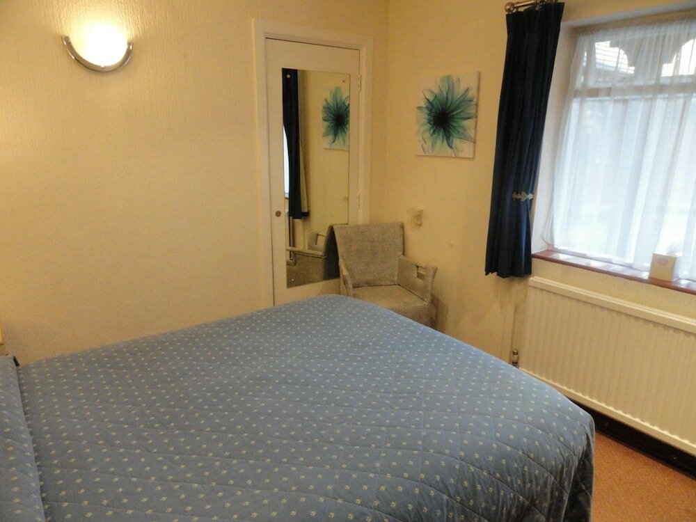 Фото Chester Court Hotel