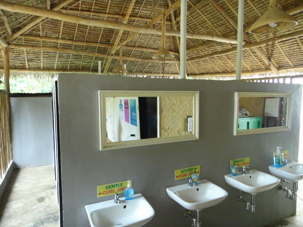 Фото Bamboo Hostel Palawan