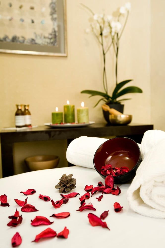 Фото Hotel Monarque Cendrillón