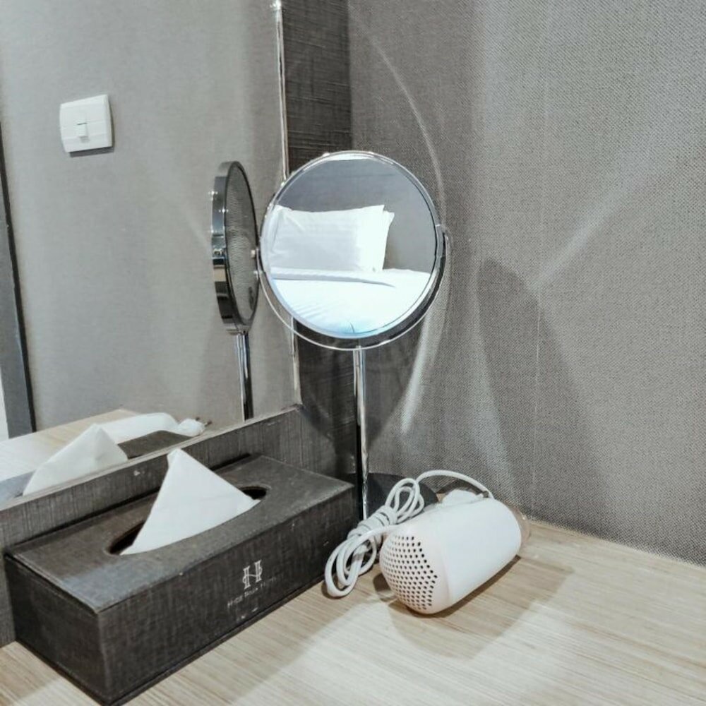 Фото Hyde Park Hotel Bangkok