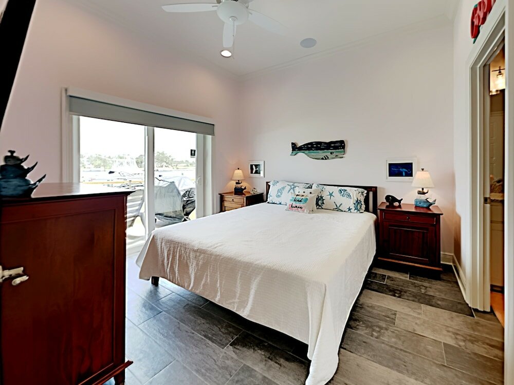 Фото Banana Bay Townhome № 13904