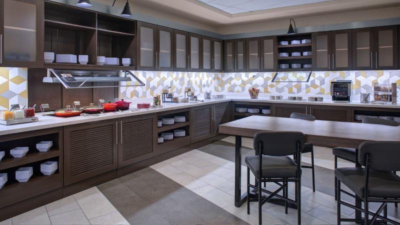 Фото Hyatt Place Dallas The Colony