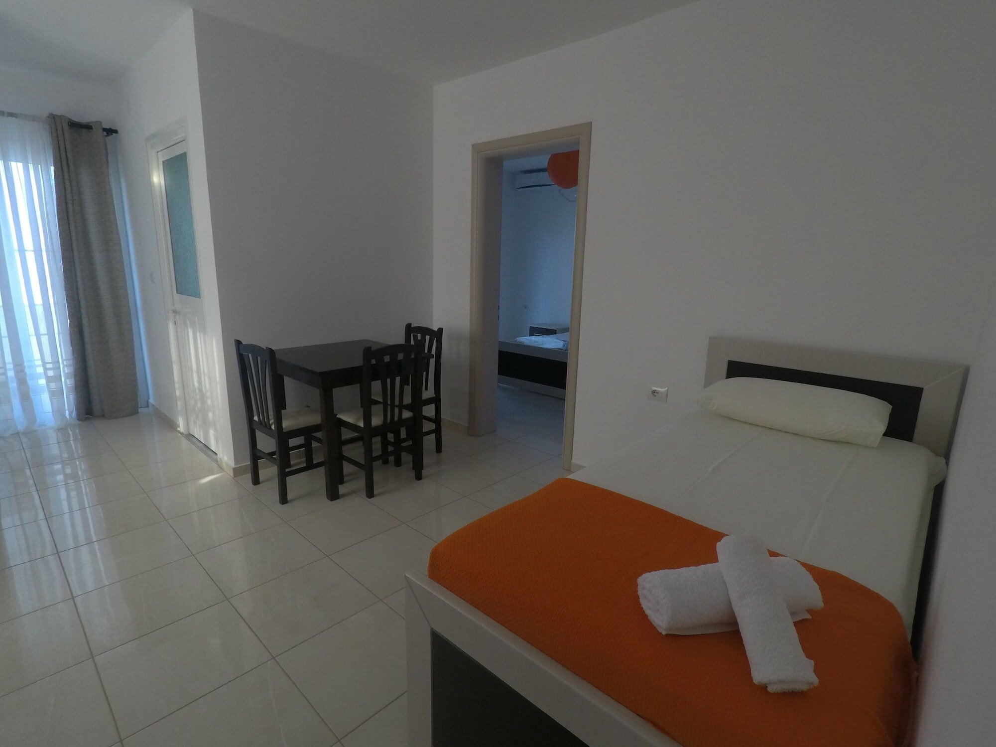 Фото Privé Hotel and Apartment