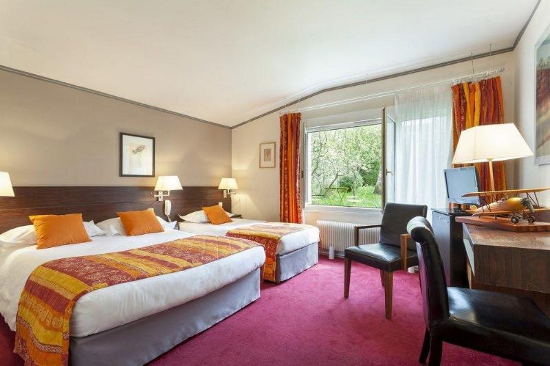 Фото Hotel Aerotel l’étape du silence