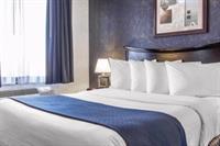 Фото Paramount Inn