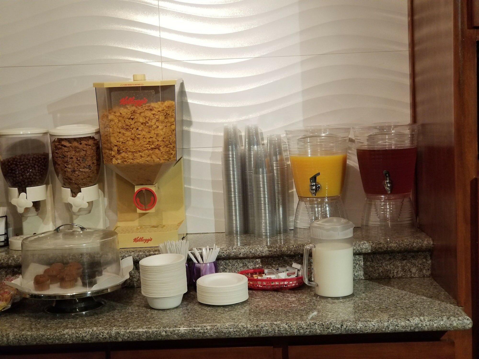 Фото Sunburst SPA & Suites Motel