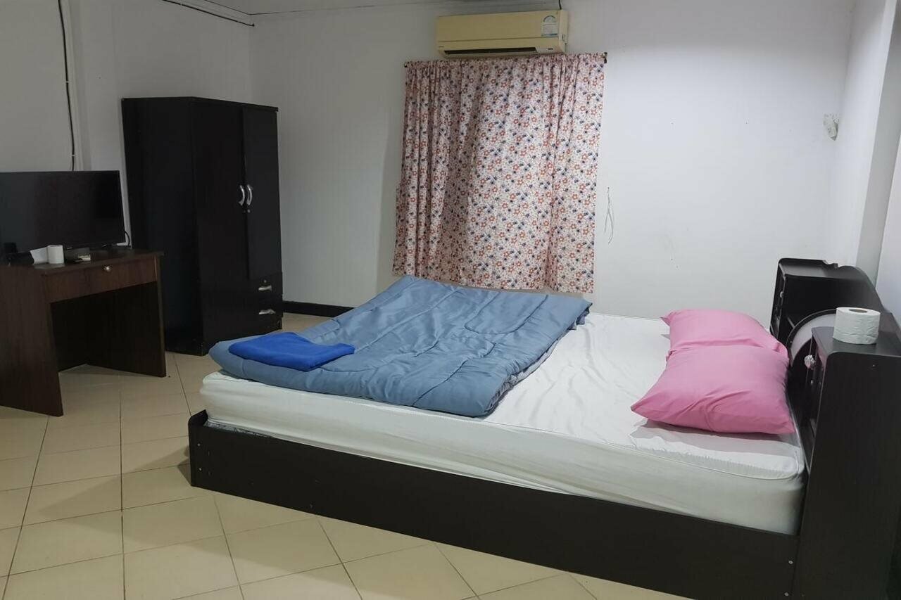 Фото Royal Inn Kitchen and Bar