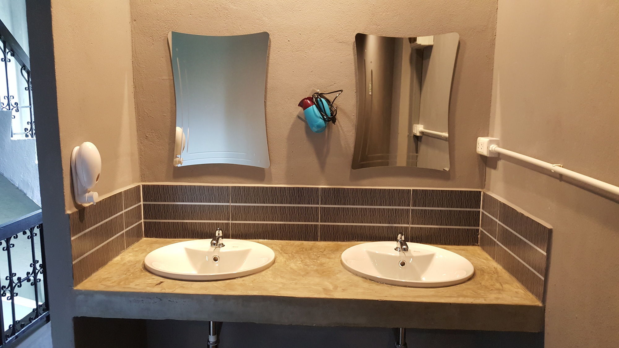 Фото La Belle Nuit House