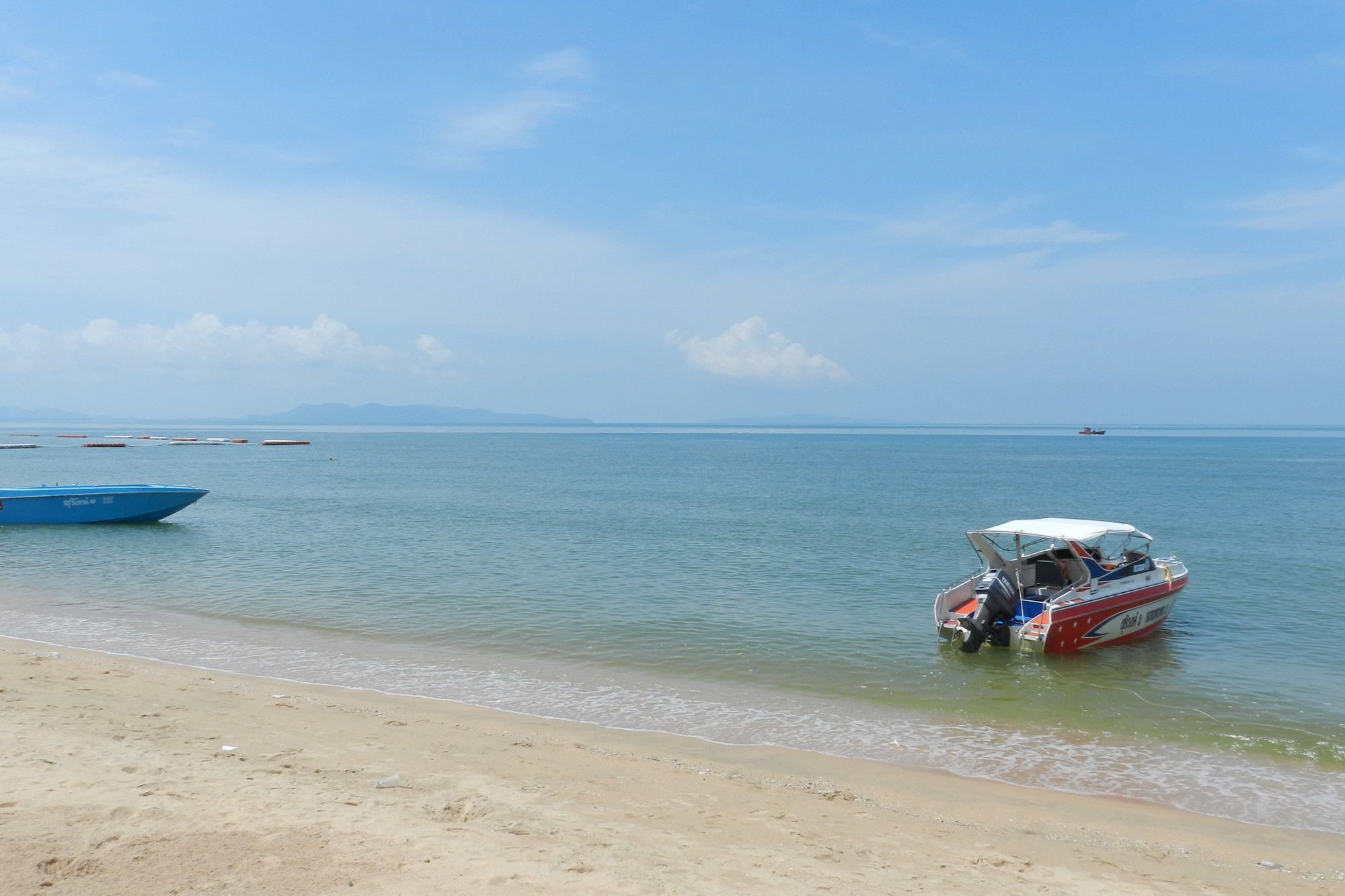 Фото Jomtien Plaza Condotel