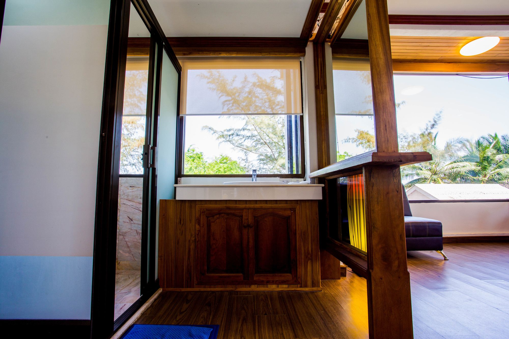 Фото The Uncle Beach Resort