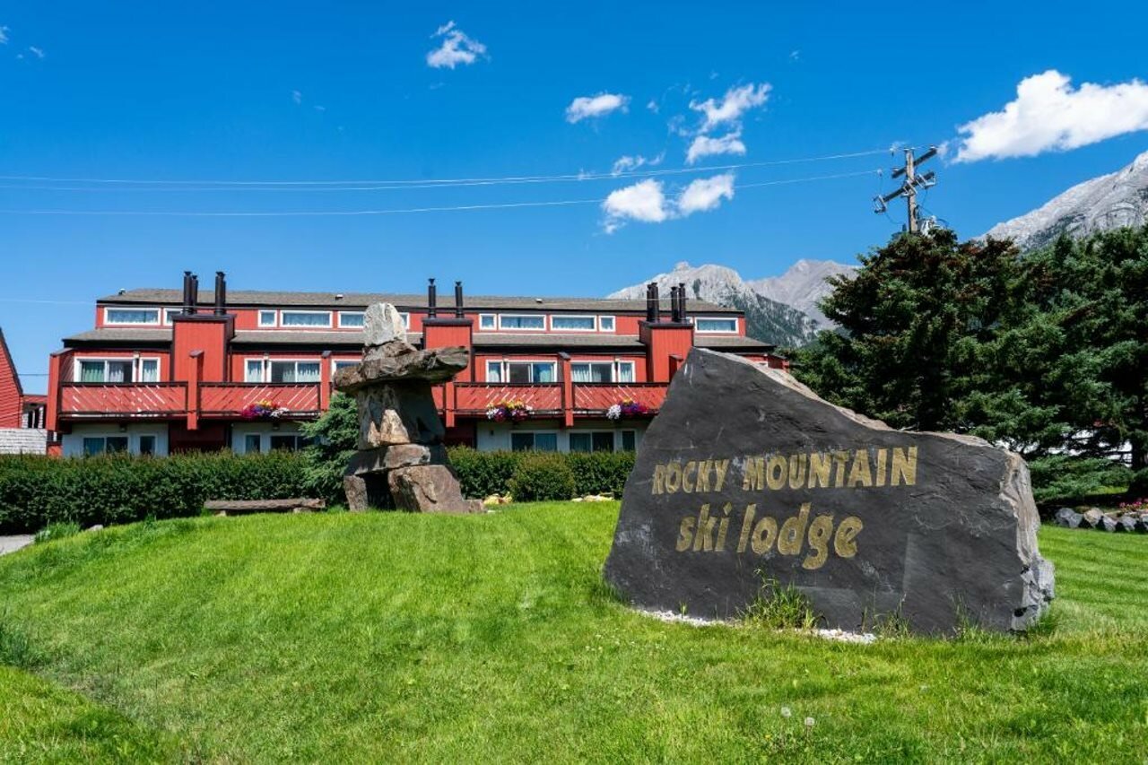 Фото Rocky Mountain Ski Lodge