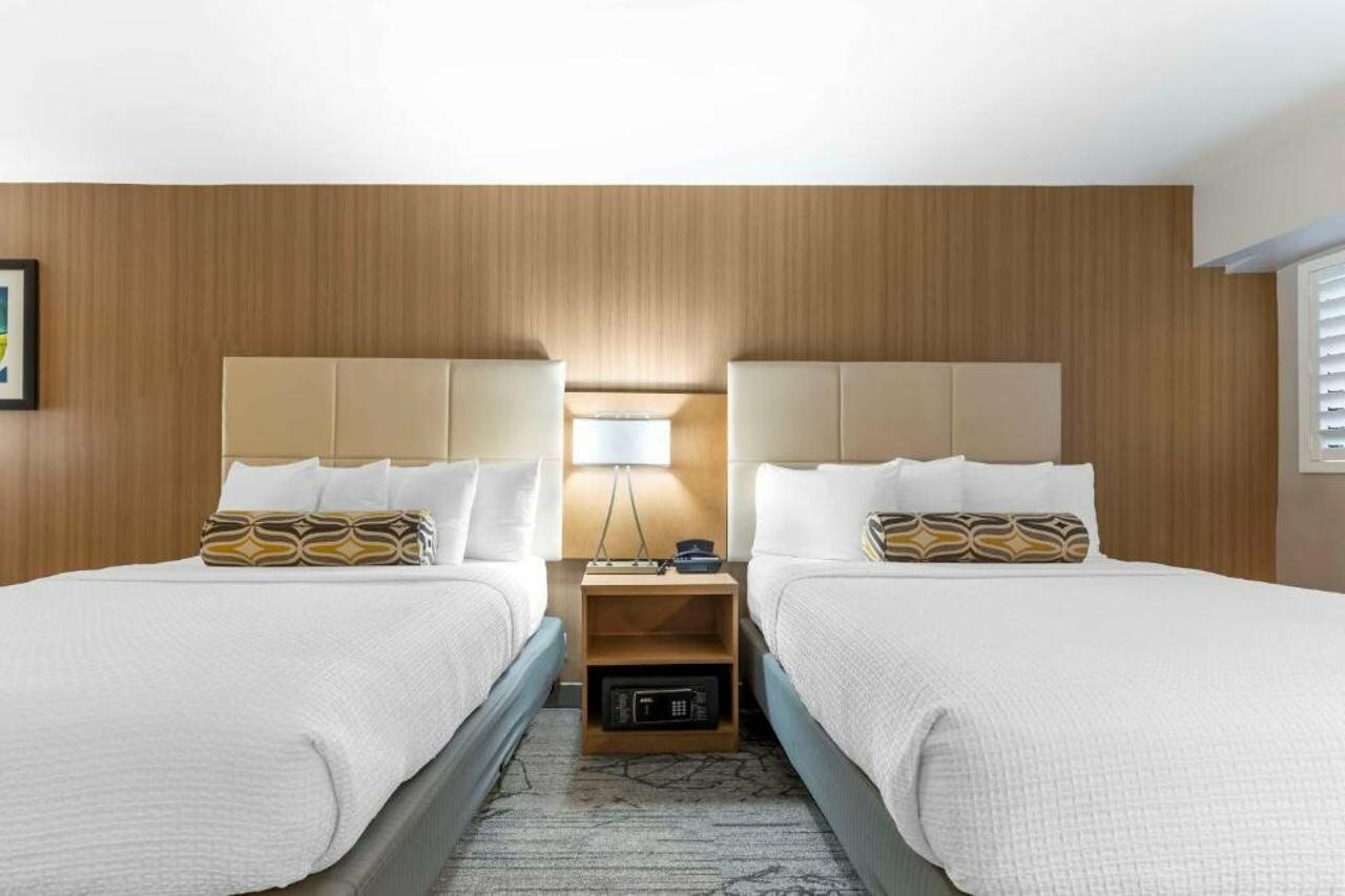 Фото Best Western Red Coach Inn