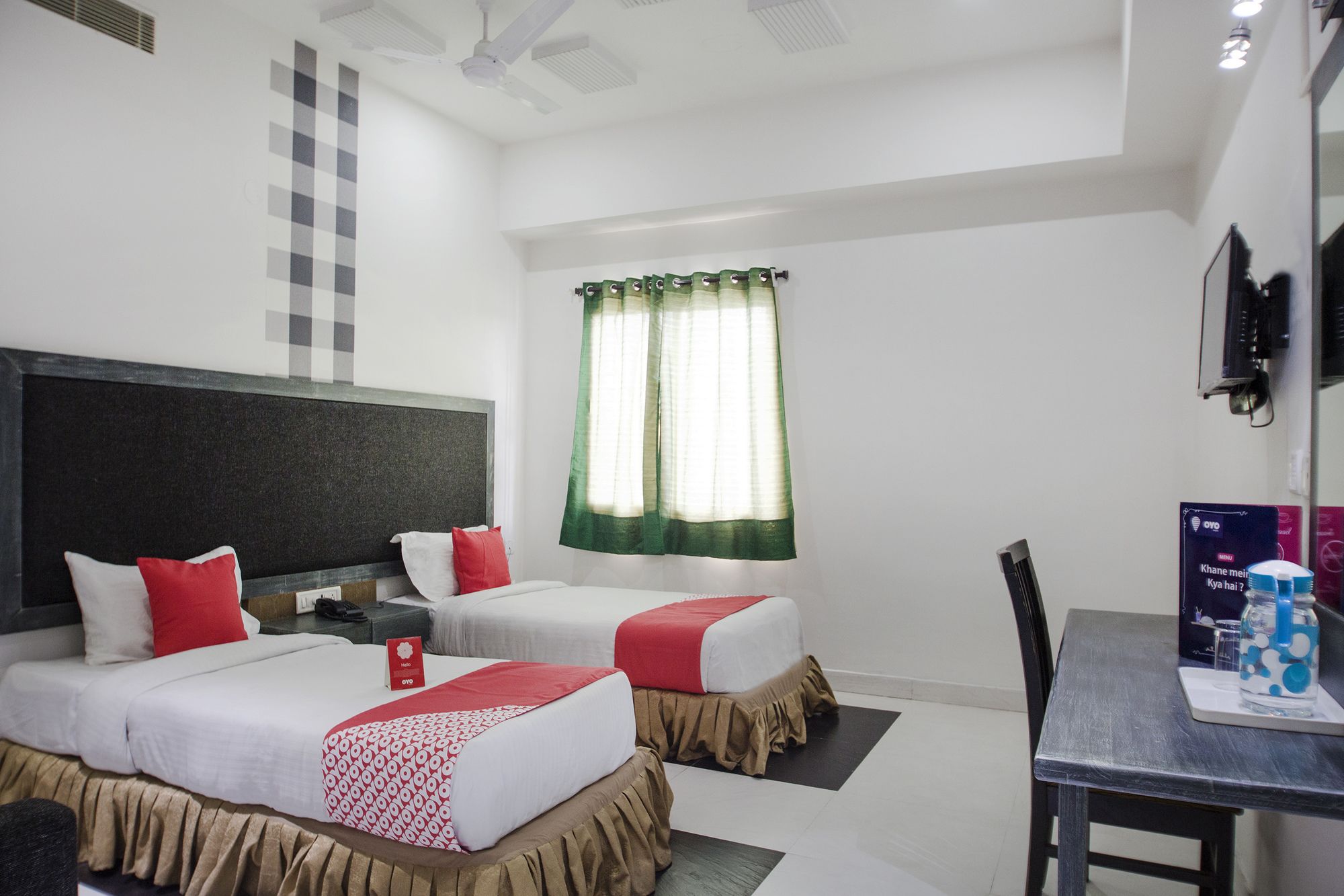Фото Oyo 10139 Hotel Palak Residency