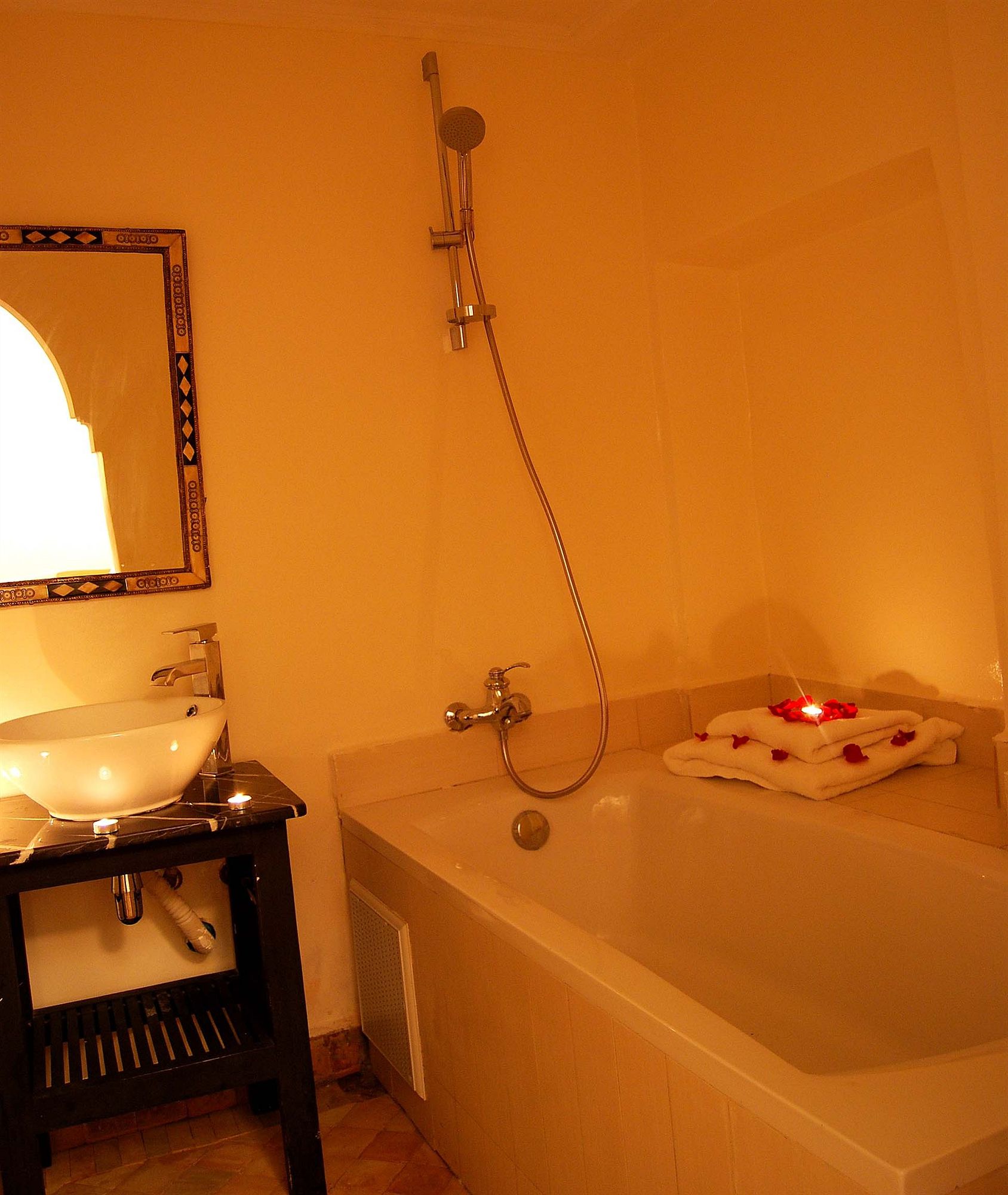 Фото Riad Hannah