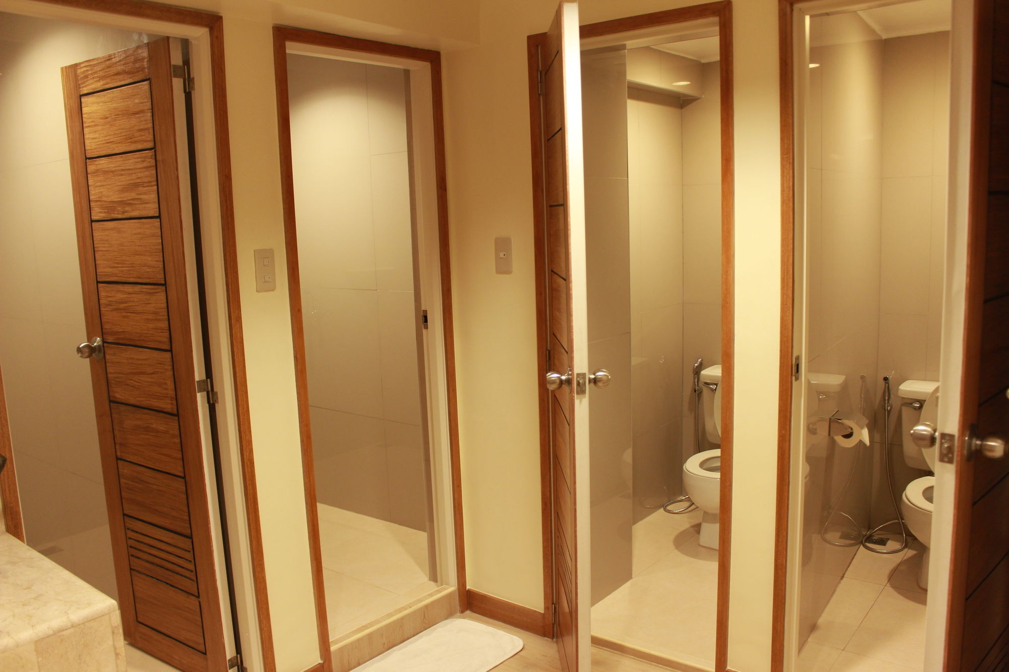 Фото Pinoy Pamilya Hotel