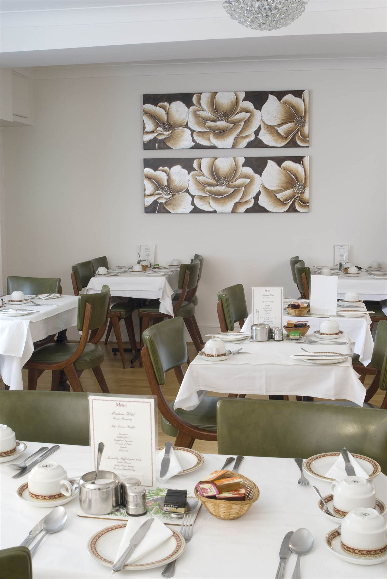 Фото Mentone Hotel