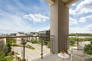 Гостиница Embassy Suites by Hilton Atlanta Midtown