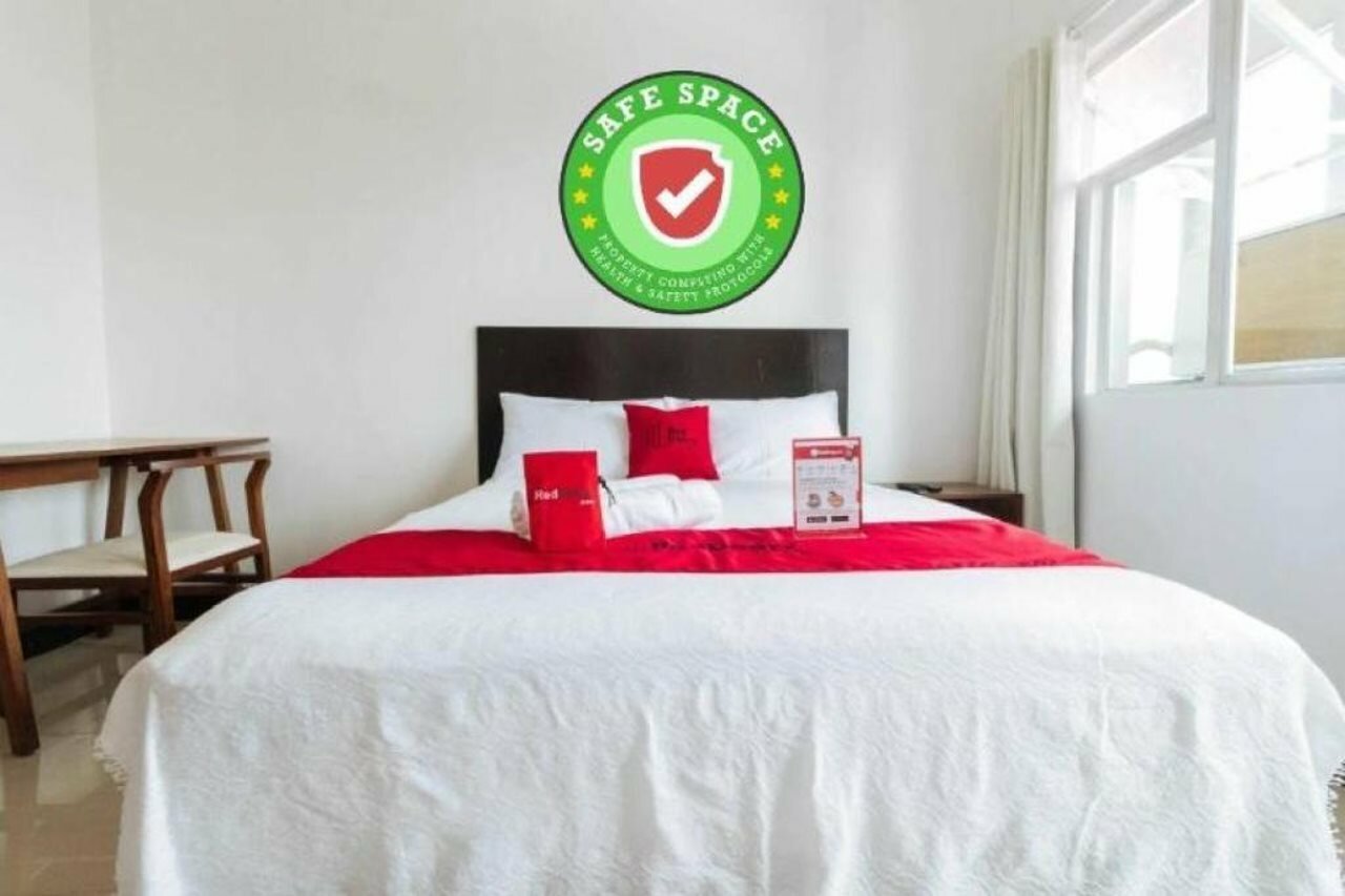 Фото RedDoorz near Osmena Highway 1