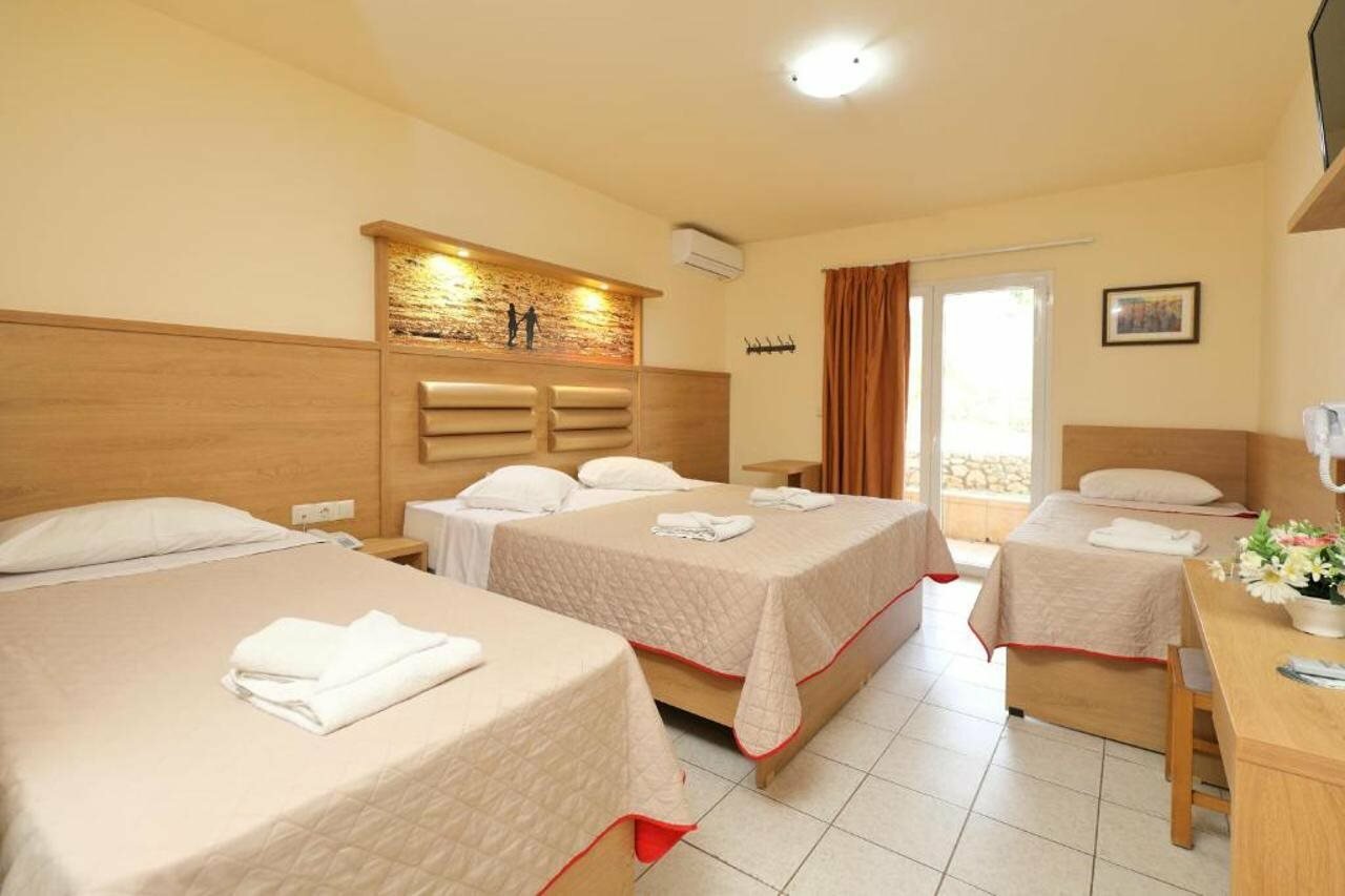 Фото SunBay Hotel