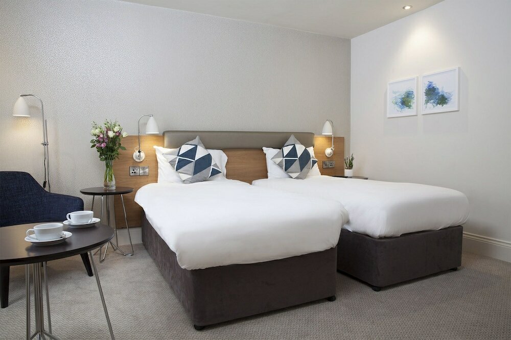 Фото The Orchid Hotel